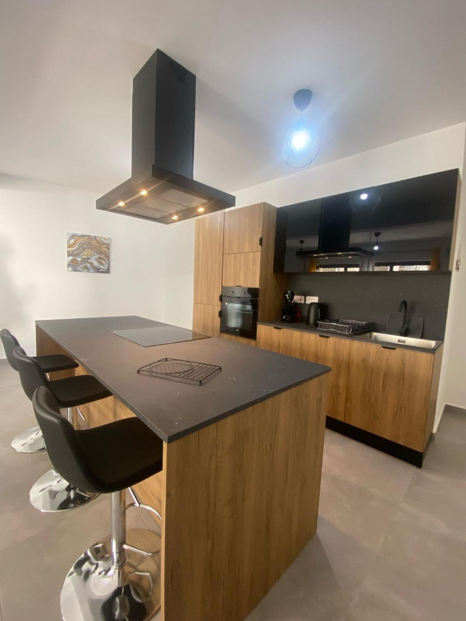 Brand New 2 Bedroom Apartment Pieta Экстерьер фото